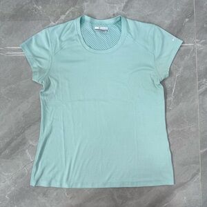 Women’s Columbia Sportswear Company Workout Athletic Short Sleeve Shirt Medium